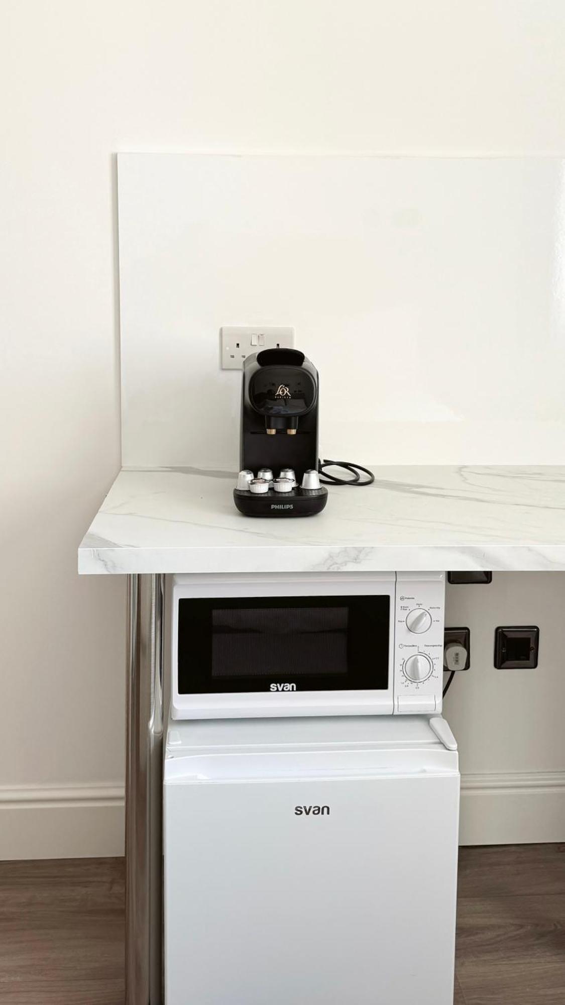Central Penthouse Double Room Ensuite - Grand Central House Gibraltar Bagian luar foto