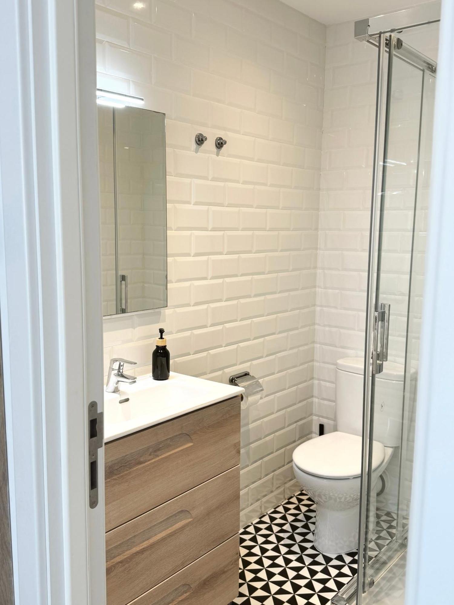 Central Penthouse Double Room Ensuite - Grand Central House Gibraltar Bagian luar foto